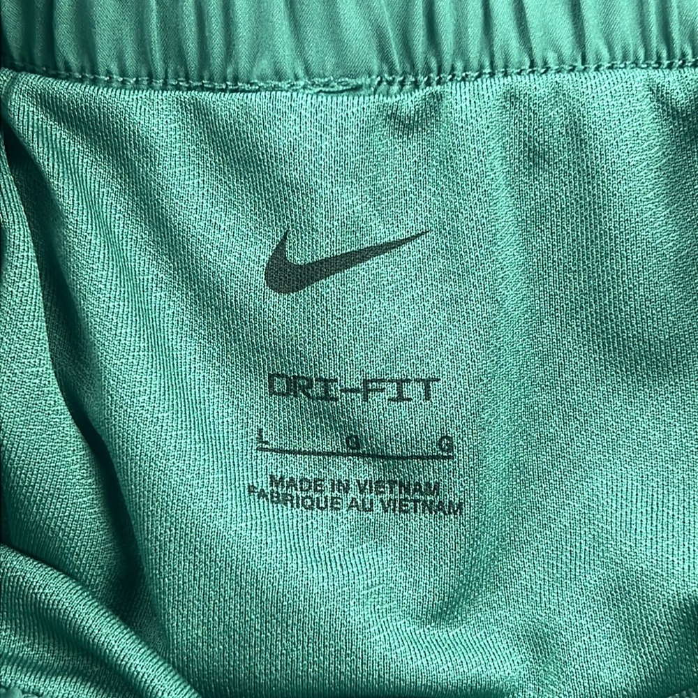 Nike Girls' Dri-FIT One High-Waisted Woven Training Shorts Size Large - Picture 7 of 11